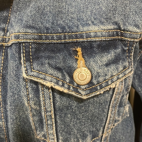 Old Navy Boyfriend Trucker Jean Jacket - Picture 10 of 14